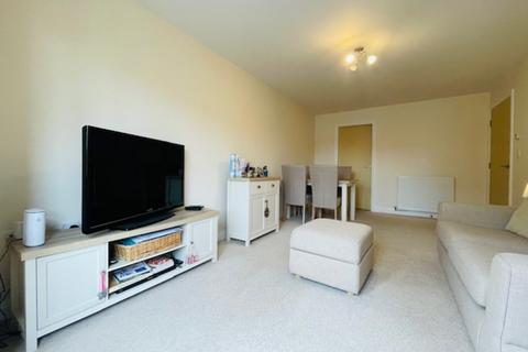 2 bedroom ground floor flat for sale, Brookhaven Way, Bramley