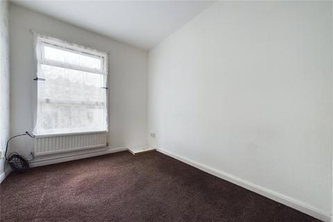 18 Don Close, Tilehurst, Reading, RG30 4YL