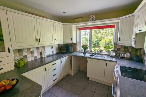 4 bedroom semi-detached house for sale, Kineton Green Road, Solihull