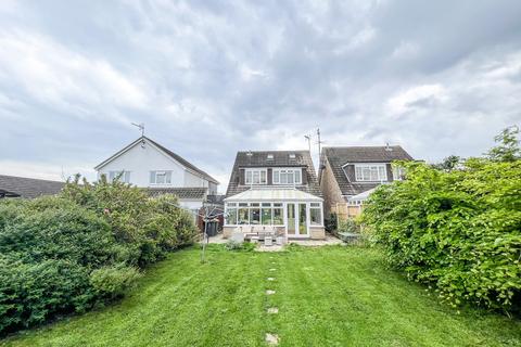 16 Clifton Road, Rochford, SS4 3HJ