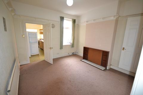 2 bedroom terraced house to rent, Raymond Road, Leicester LE3