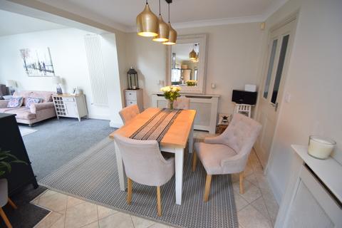 21 Broadwell Drive, Shipley, BD18 1QN