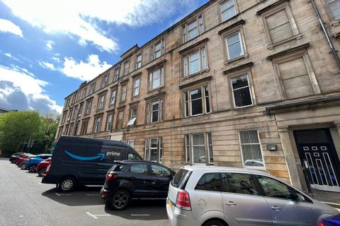 3 bedroom flat to rent, Willowbank Crescent, Woodlands G3