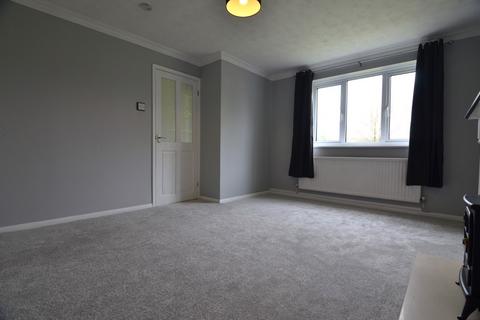 3 bedroom semi-detached house to rent, Reedling Close, Littlemoor