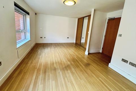 Studio to rent, Anchor Court, Basingstoke RG21