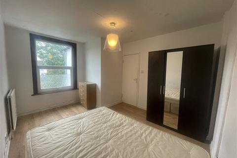 2 bedroom flat to rent, Duckett Road, Harringay, London, N4