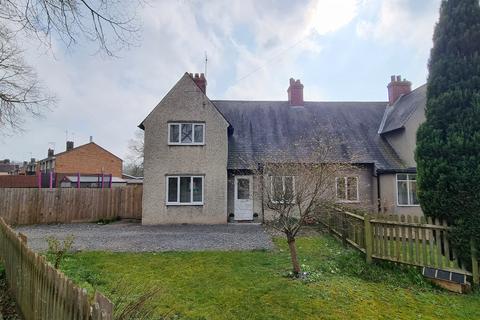 Southam - 3 bedroom semi-detached house for sale