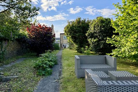 3 bedroom semi-detached house for sale, Station Road, South Cerney