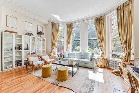 2 bedroom flat to rent, Courtfield Road, South Kensington, London, SW7