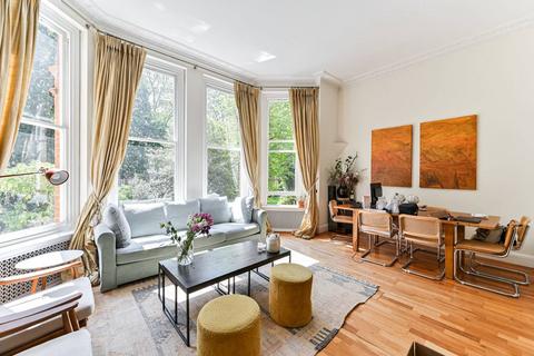 2 bedroom flat to rent, Courtfield Road, South Kensington, London, SW7