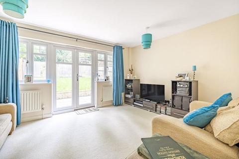 3 bedroom semi-detached house for sale, Gemmell Close, Purley