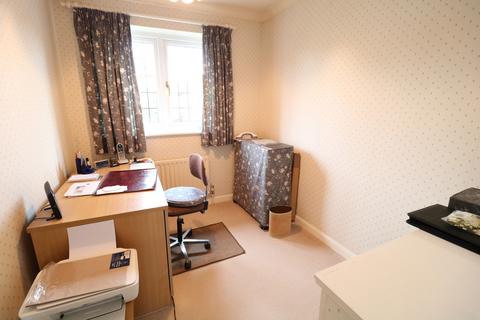10 Blackberry Avenue, Hockley Heath, Solihull, B94 6QE