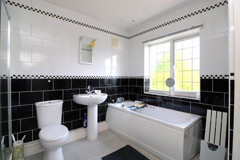 3 bedroom detached house for sale, Broadway North, Walsall