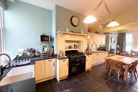 5 bedroom semi-detached house for sale, 53 Colcot Road, Barry, The Vale of Glamorgan CF62 8HL