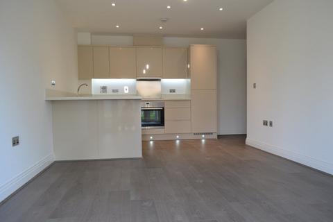 2 bedroom flat to rent, Buttercup Court, Southgate