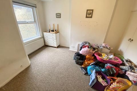 3 bedroom apartment to rent, Birmingham Road, Cowes