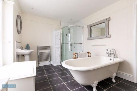 5 Shuttern, Taunton, TA1 4ET