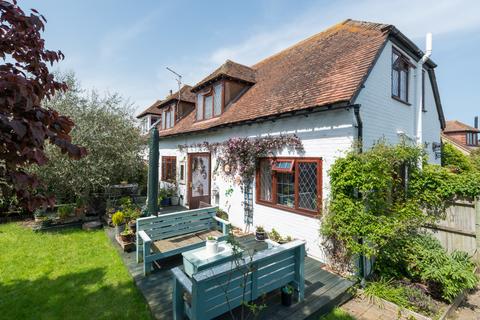 3 bedroom semi-detached house for sale, The Leas, Chestfield