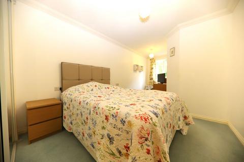 undefined, High Street, Rickmansworth WD3