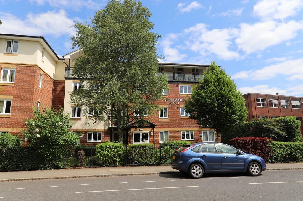 Ext - Middlemarch Lodge (2)