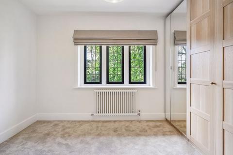 3, The Meads Park Road, Stoke Poges, Slough, SL2 4PA