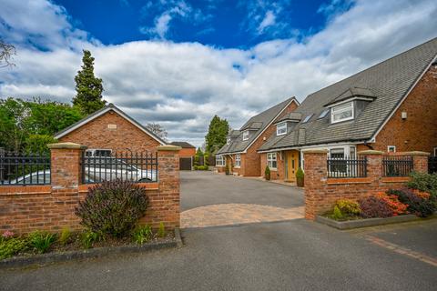 3 bedroom detached bungalow for sale, Cormorant Close, Walsall WS8