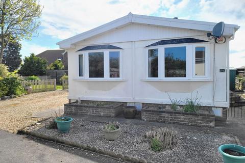 2 bedroom mobile home for sale, Four Seasons Park, Skegness PE24