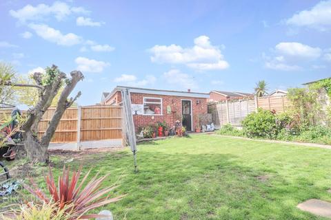 3 bedroom detached house for sale, Dandies Drive, Leigh-On-Sea
