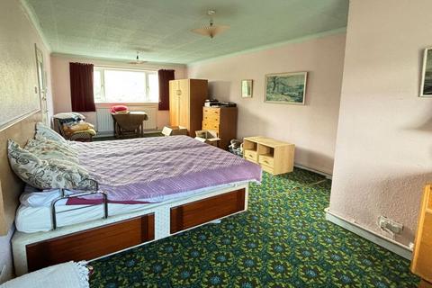4 bedroom semi-detached house for sale, Moorfield Road, Brockworth, Gloucester