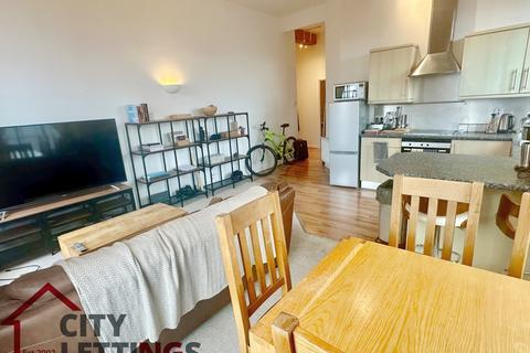 2 bedroom apartment to rent, Raleigh Square , Arboretum