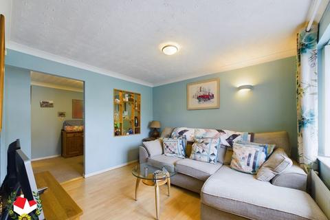 12 Watson Grove, Abbeymead, Gloucester, GL4 5BL