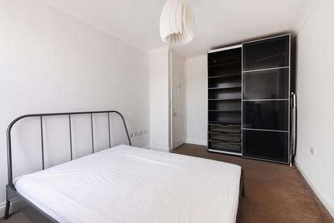 1 bedroom flat to rent, Gould Terrace, Hackney, E8