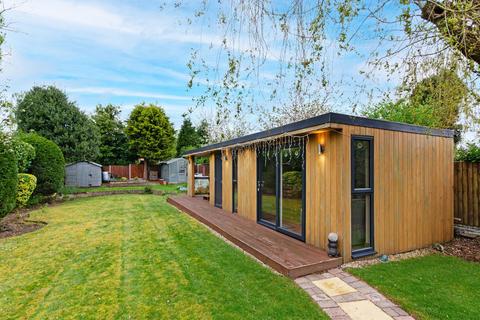 45 Streetly Crescent, Sutton Coldfield, B74 4PZ