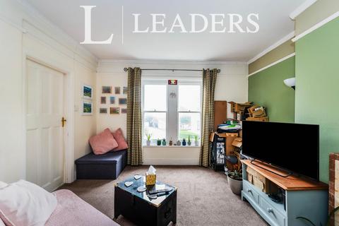 1 bedroom apartment to rent, Waverley Road, Southsea PO5