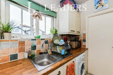 1 bedroom apartment to rent, Waverley Road, Southsea PO5