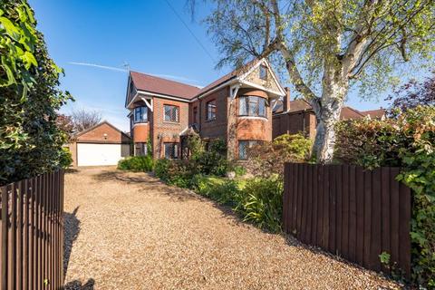 4 bedroom detached house for sale, Monckton Road, Gosport PO12