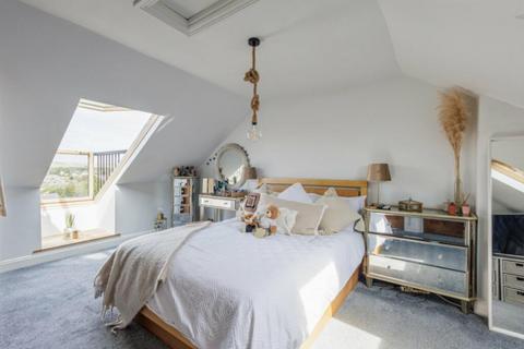 4 bedroom semi-detached bungalow for sale, Highfield Crescent, Brighton