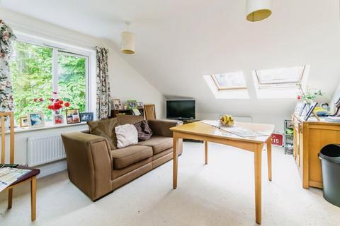 1 bedroom flat for sale, 40 Stafford Road, Caterham CR3