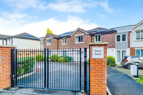 undefined, Dene Court (Caterham), Caterham CR3