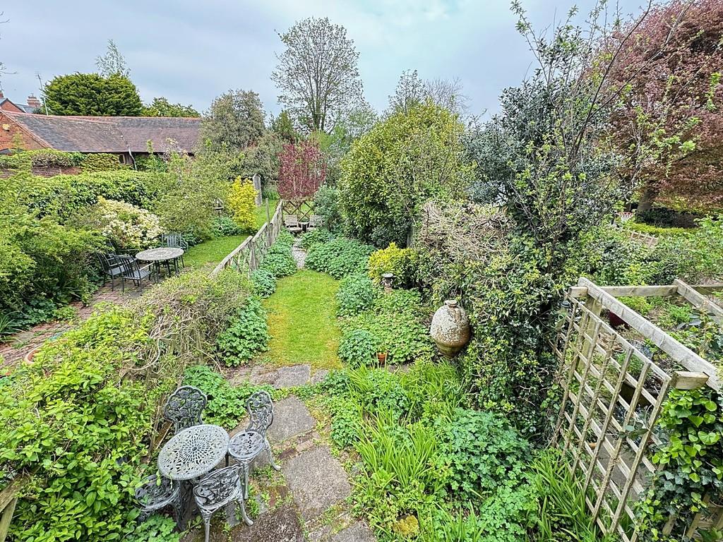 Garden View From First Floor