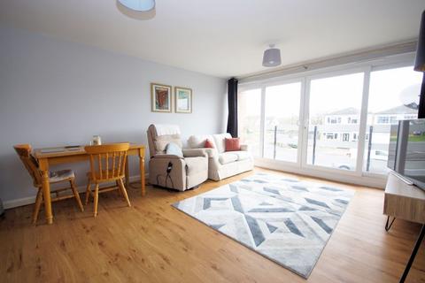 2 bedroom apartment for sale, Broadsands Drive, Gosport PO12