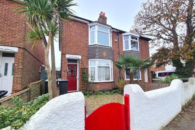 Elson Road, Gosport PO12 2 bed semi-detached house for sale - £239,995