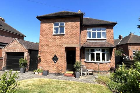 3 bedroom detached house for sale, The Drive, Melton Mowbray