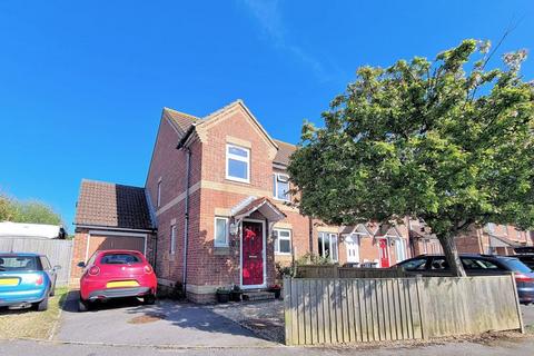 3 bedroom end of terrace house for sale, Ensign Drive, Gosport PO13