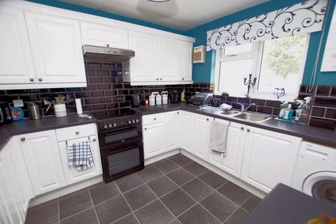 3 bedroom end of terrace house for sale, Ensign Drive, Gosport PO13