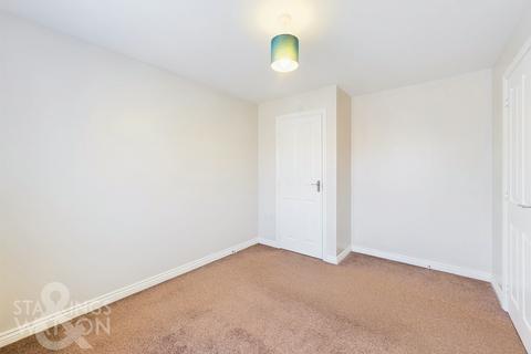 3 bedroom terraced house for sale, Worcester Road, The Hampdens, Norwich