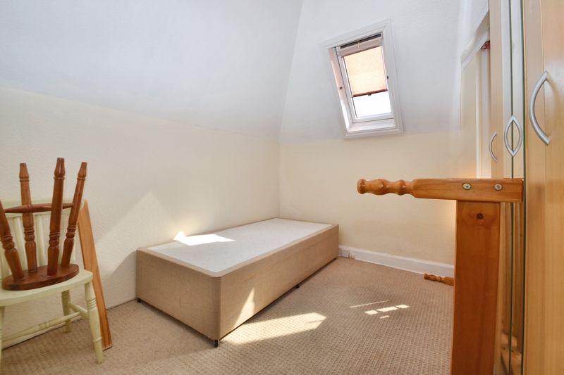 Single Sized Bedroom
