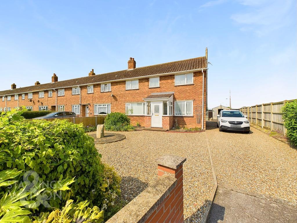 Manor Road, Long Stratton, Norwich 3 bed end of terrace house for sale