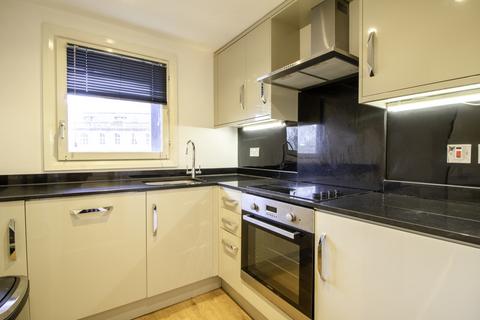 2 bedroom apartment to rent, North Street, Leeds LS2