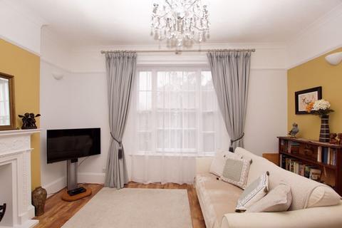 2 bedroom duplex for sale, Crescent Road, Gosport PO12